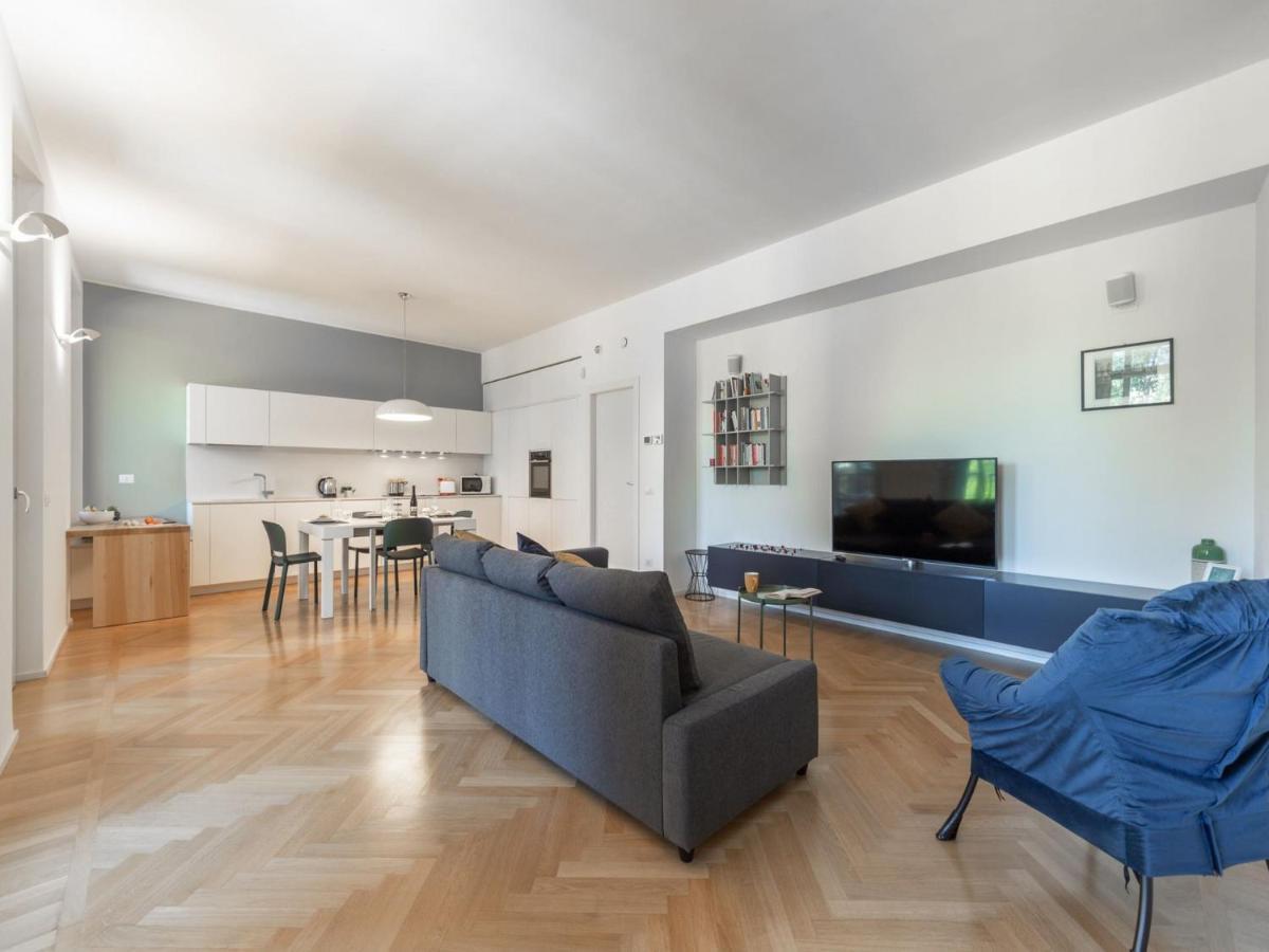 The Best Rent - Spacious Three-Bedroom Apartment With Terrace ミラノ エクステリア 写真