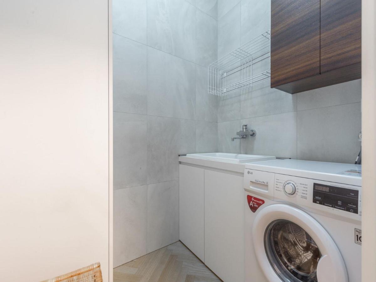 The Best Rent - Spacious Three-Bedroom Apartment With Terrace ミラノ エクステリア 写真