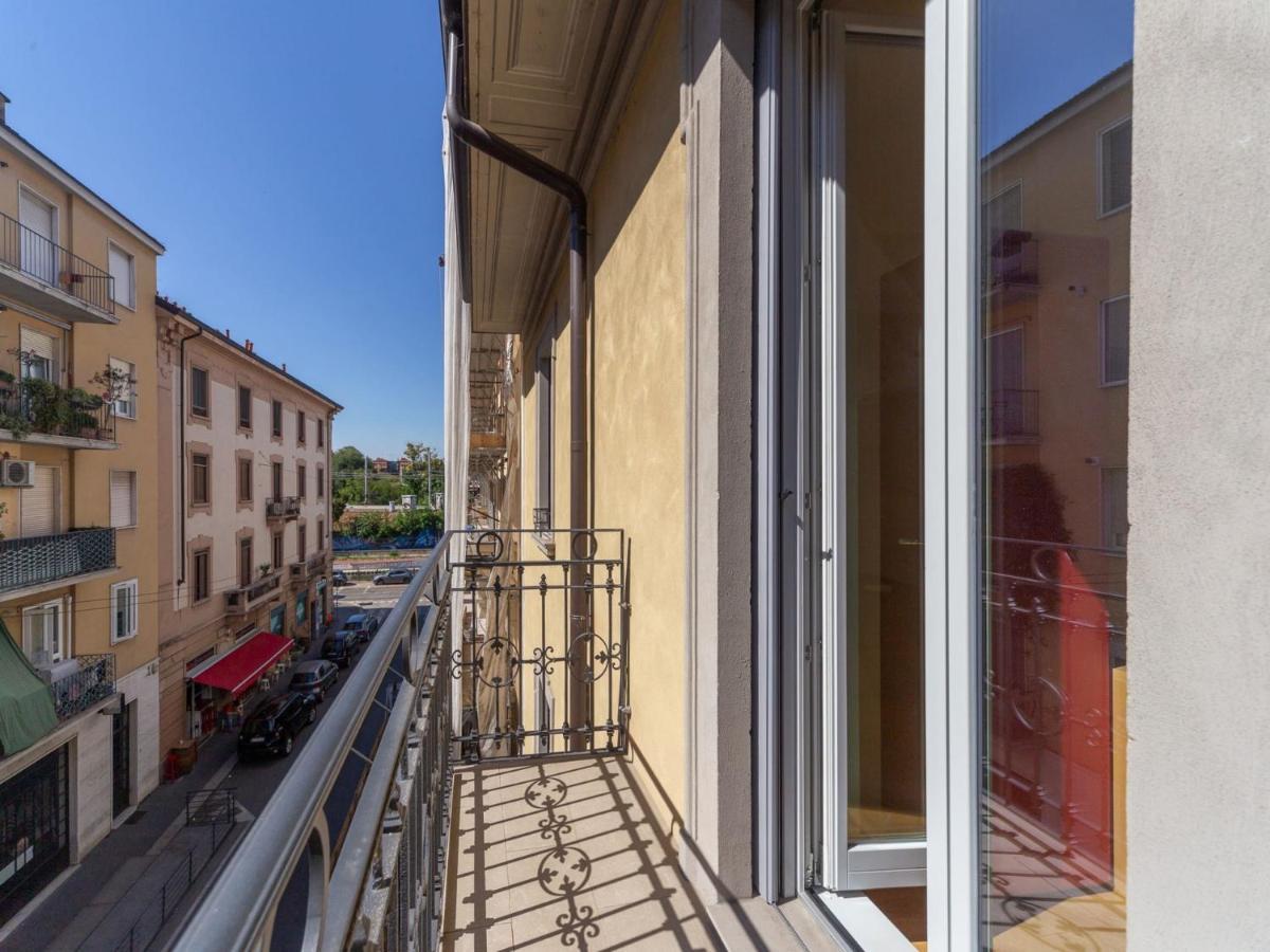 The Best Rent - Spacious Three-Bedroom Apartment With Terrace ミラノ エクステリア 写真