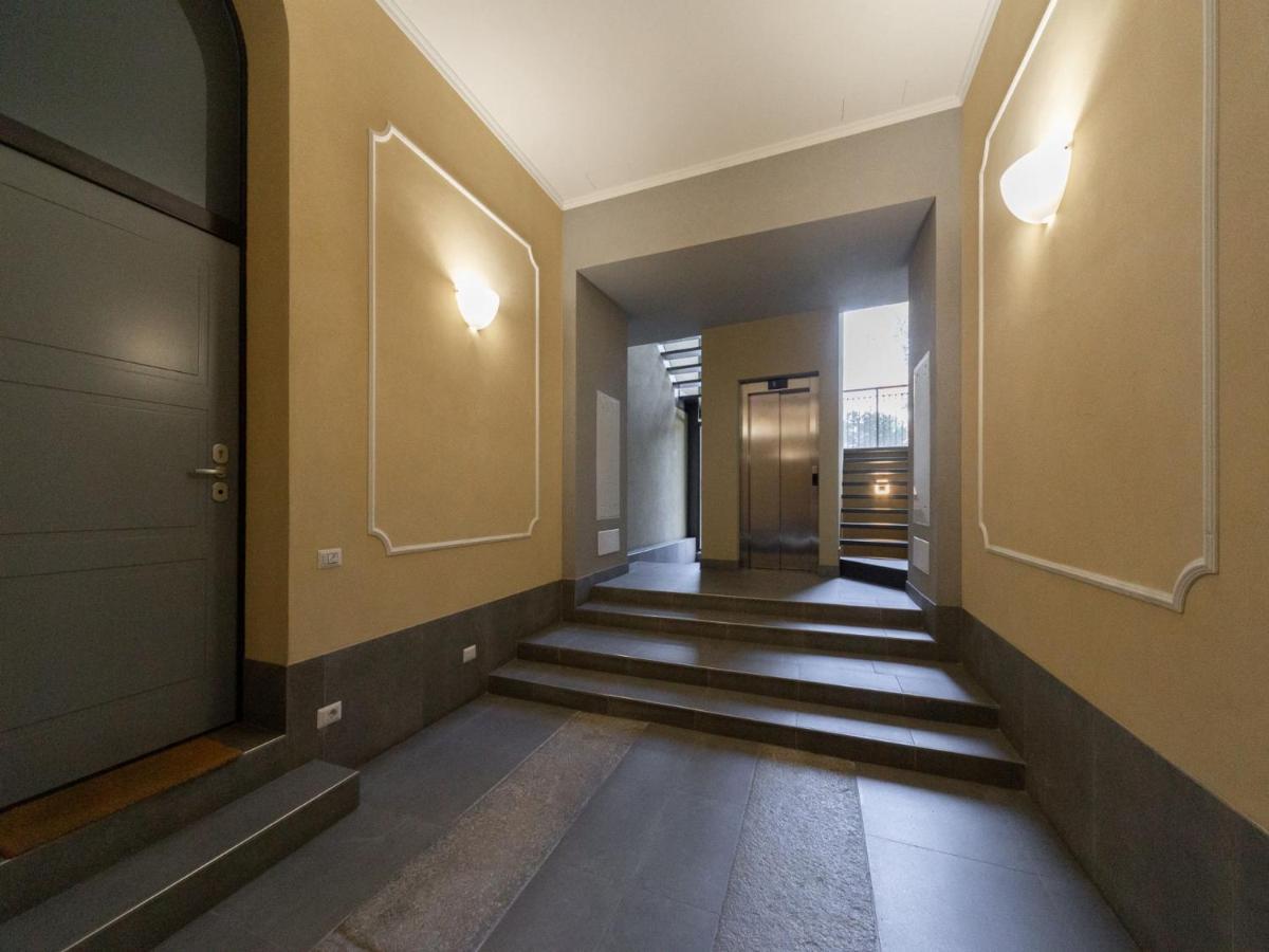 The Best Rent - Spacious Three-Bedroom Apartment With Terrace ミラノ エクステリア 写真