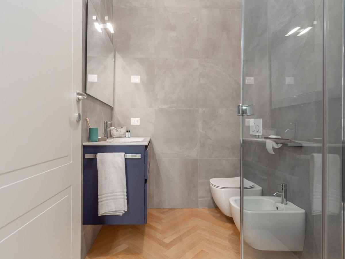 The Best Rent - Spacious Three-Bedroom Apartment With Terrace ミラノ エクステリア 写真