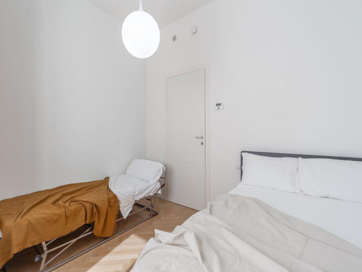 The Best Rent - Spacious Three-Bedroom Apartment With Terrace ミラノ エクステリア 写真